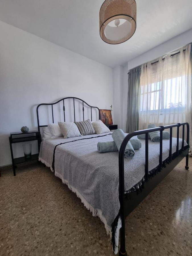 Lovely 4 Bed Flat Puerto de Sagunto Exterior photo